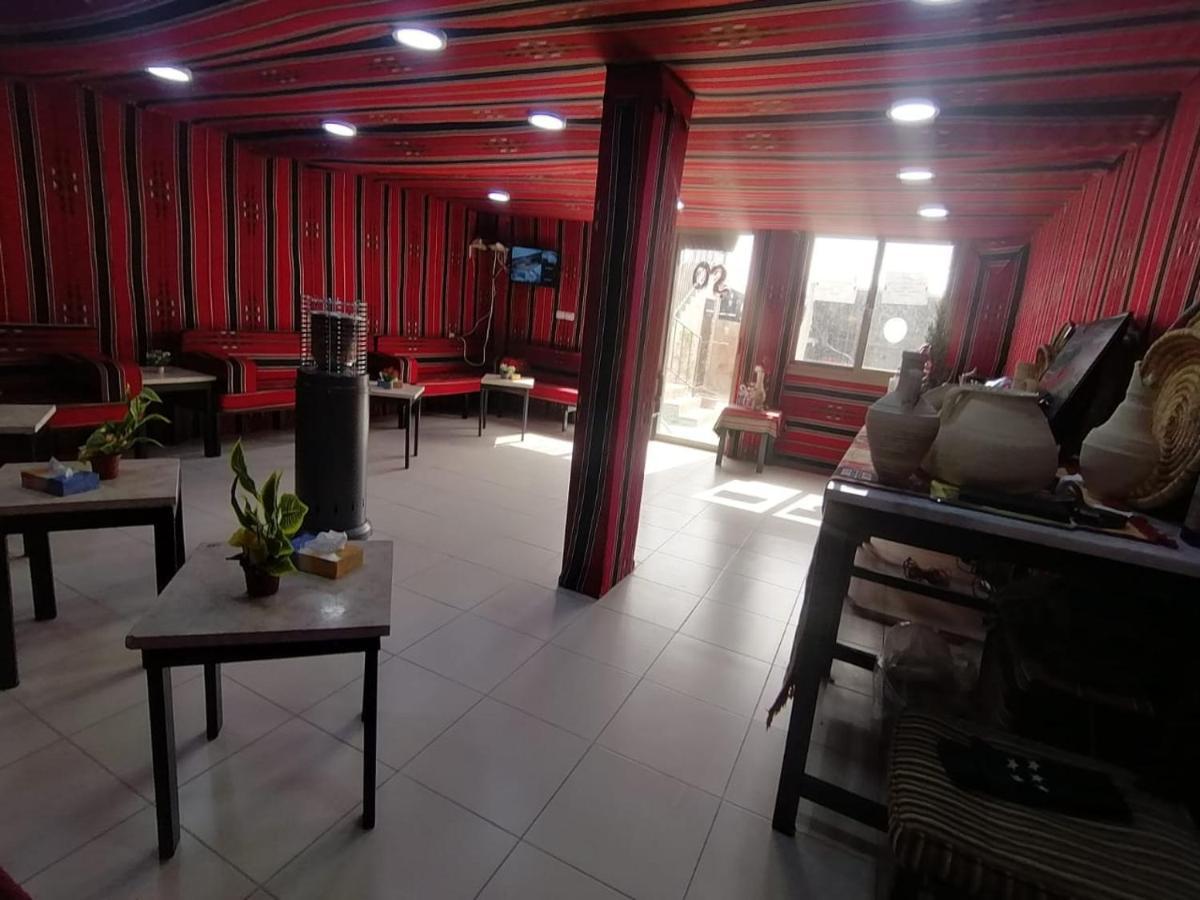 Farmer Stay Hostel Wadi Musa Esterno foto