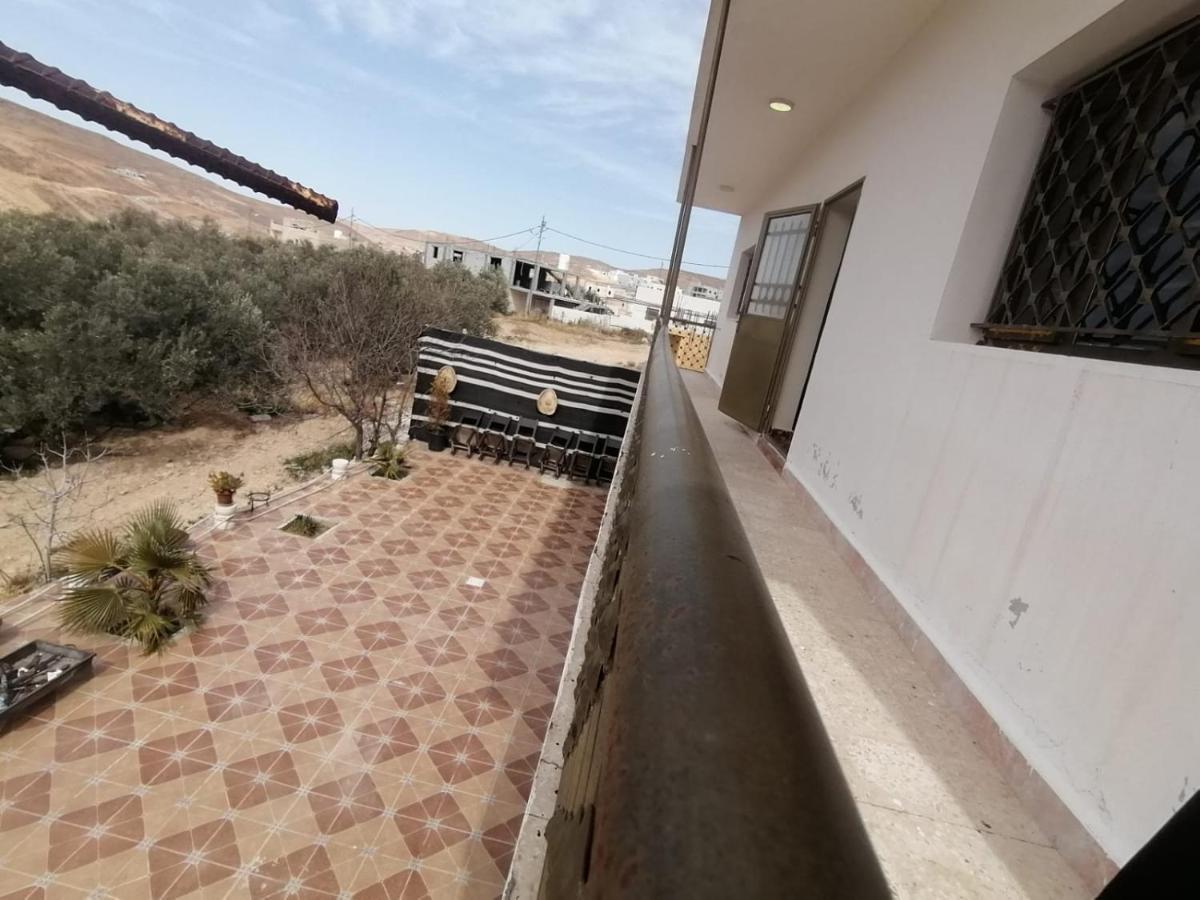 Farmer Stay Hostel Wadi Musa Esterno foto