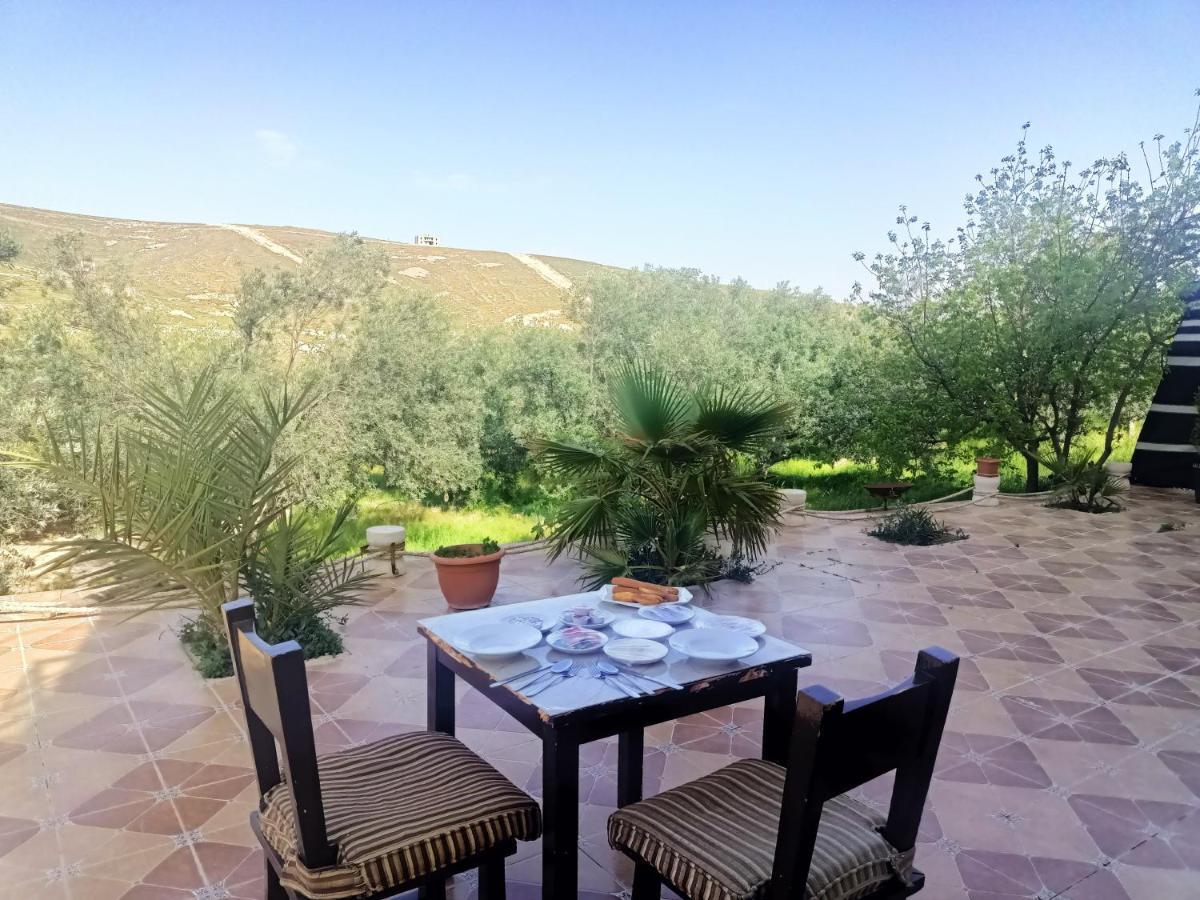 Farmer Stay Hostel Wadi Musa Esterno foto